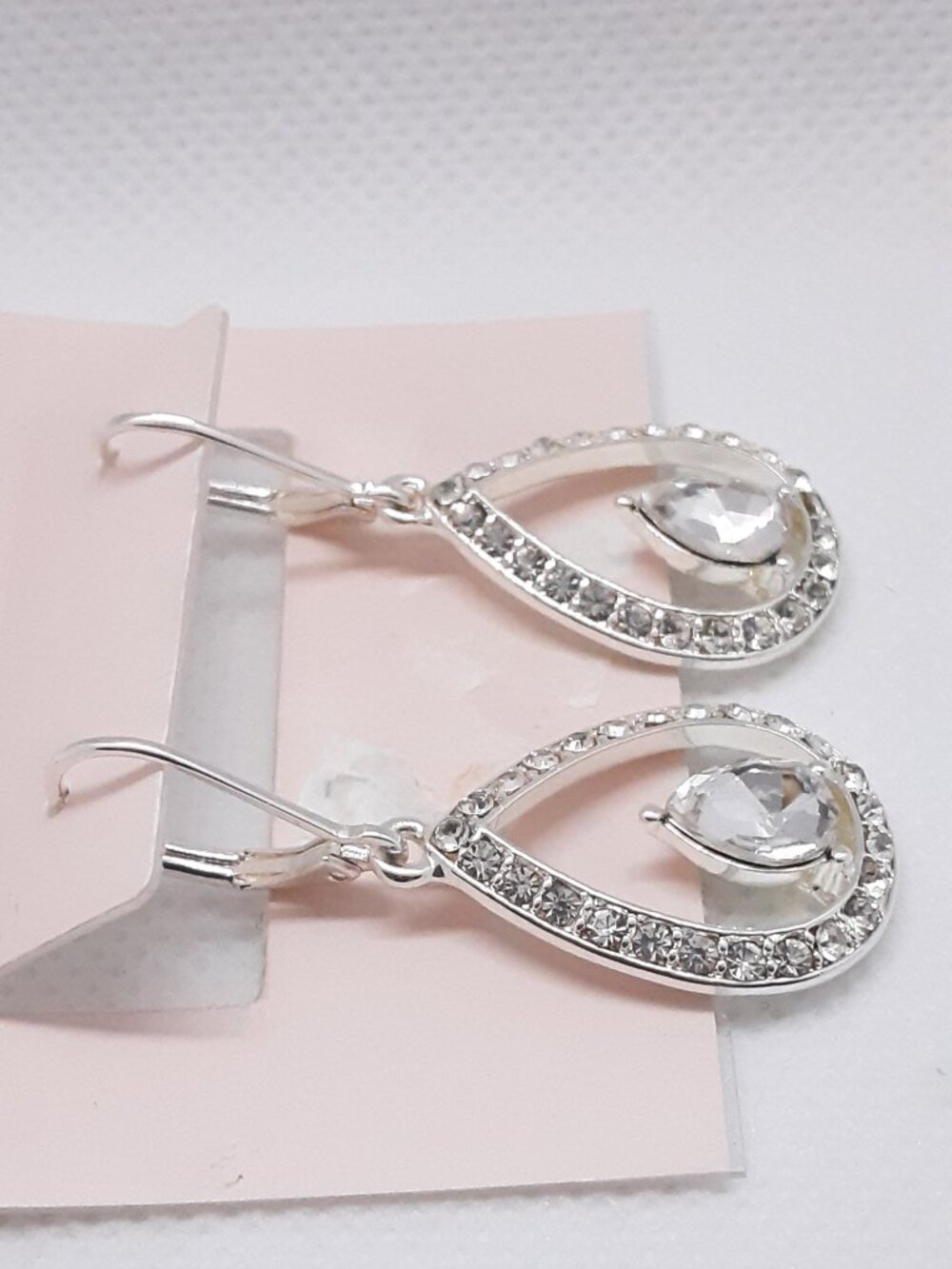 NEW lever back tear drop CZ earrings - Picture 6 of 7